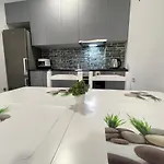 Apartment Big Family *